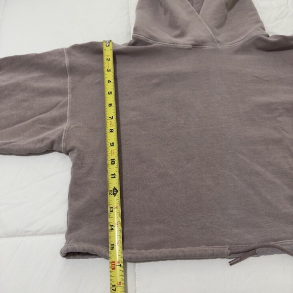 Aritzia The Group by Babaton Weekender Cinchable Pullover Cropped Hoodie Size S - Picture 8 of 14